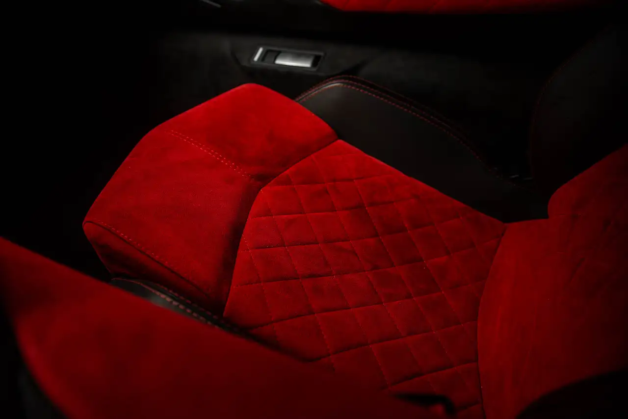 Lamborghini Aventador снимка Lamborghini Aventador