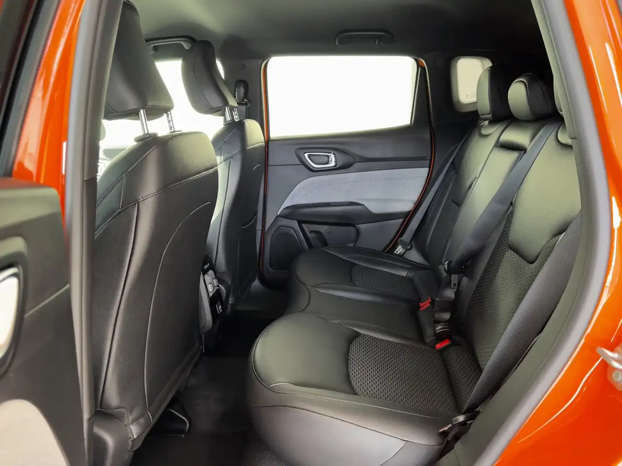 Jeep Compass снимка Jeep Compass