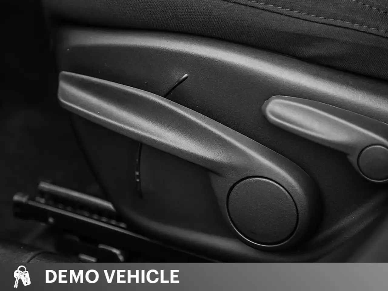 Jeep Compass photo Jeep Compass
