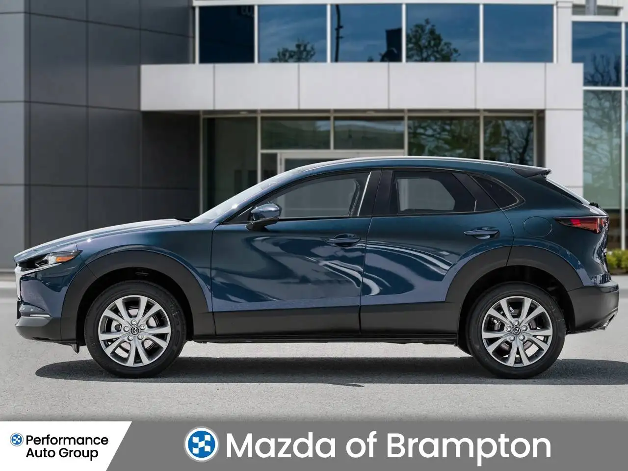 Mazda CX-30 photo Mazda CX-30