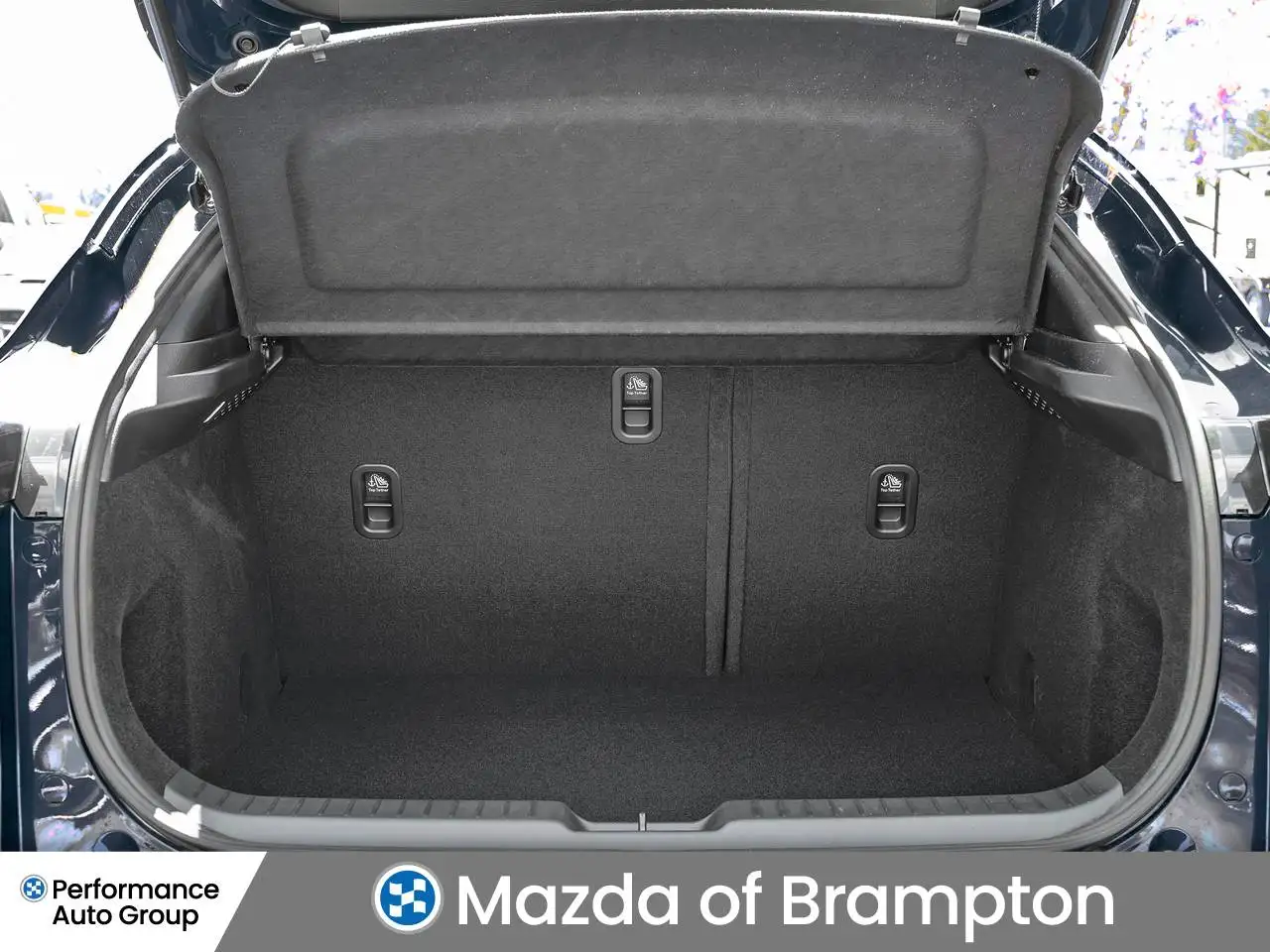 Mazda CX-30 photo Mazda CX-30