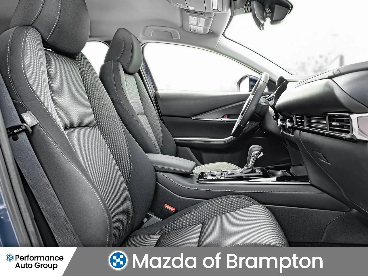 Mazda CX-30 photo Mazda CX-30