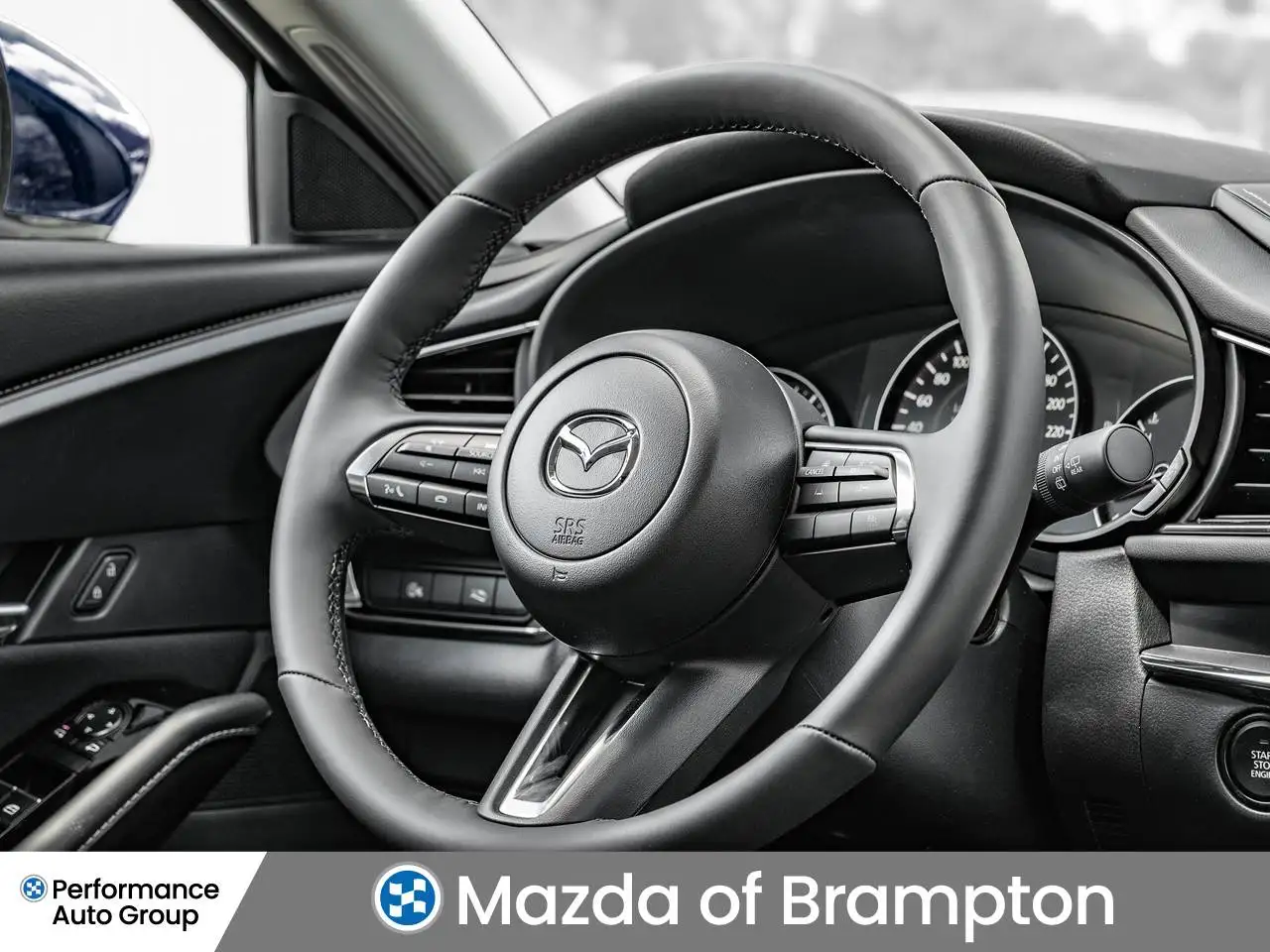 Mazda CX-30 photo Mazda CX-30