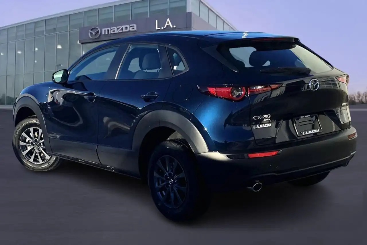 Mazda CX-30 photo Mazda CX-30