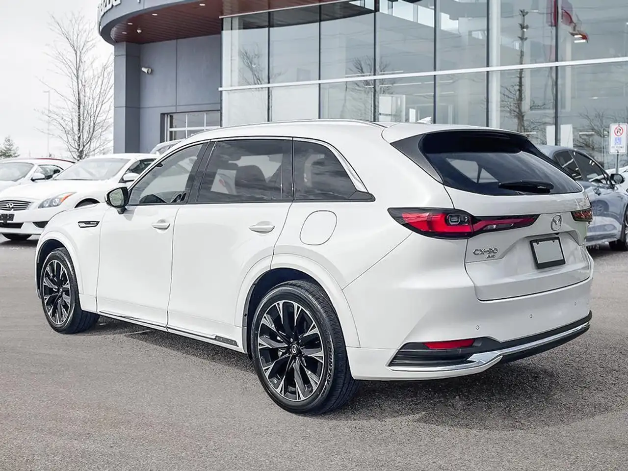 Mazda CX-90 PHEV photo Mazda CX-90 PHEV