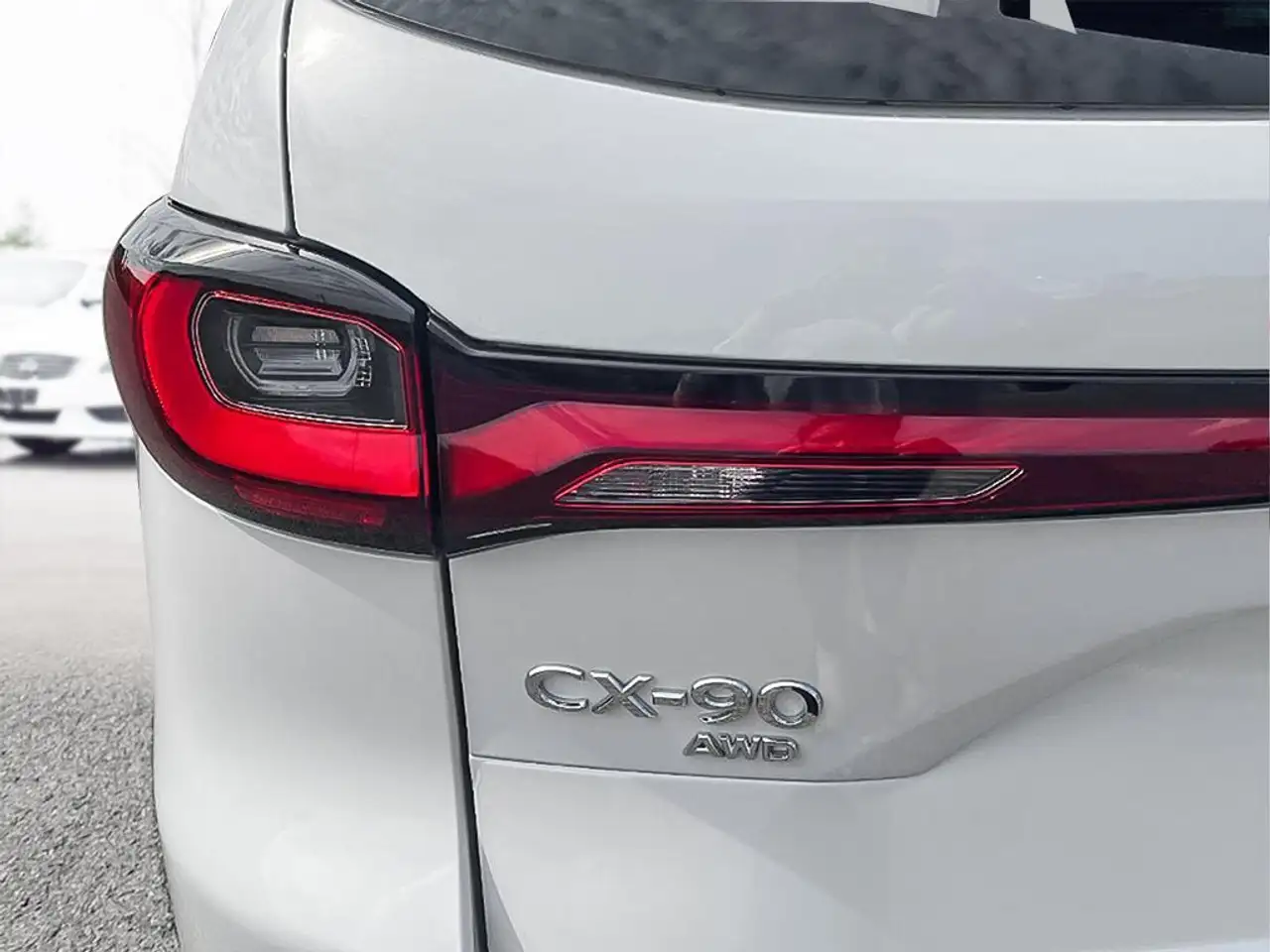 Mazda CX-90 PHEV photo Mazda CX-90 PHEV