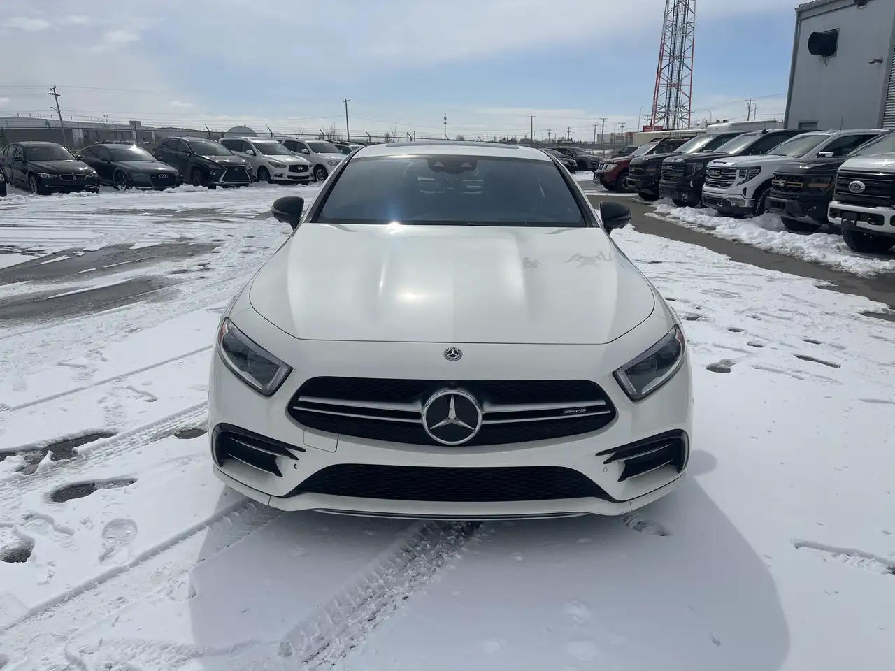 Mercedes-Benz CLS снимка Mercedes-Benz CLS