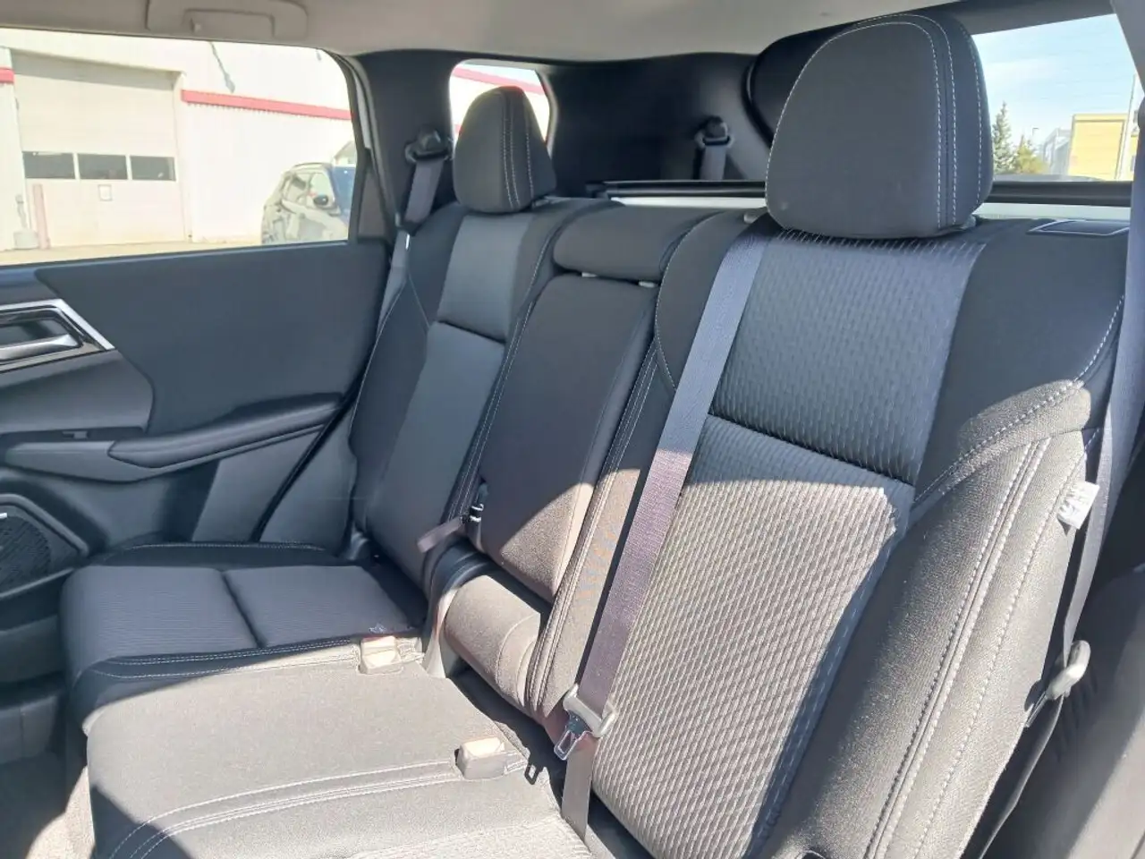 Mitsubishi Outlander снимка Mitsubishi Outlander