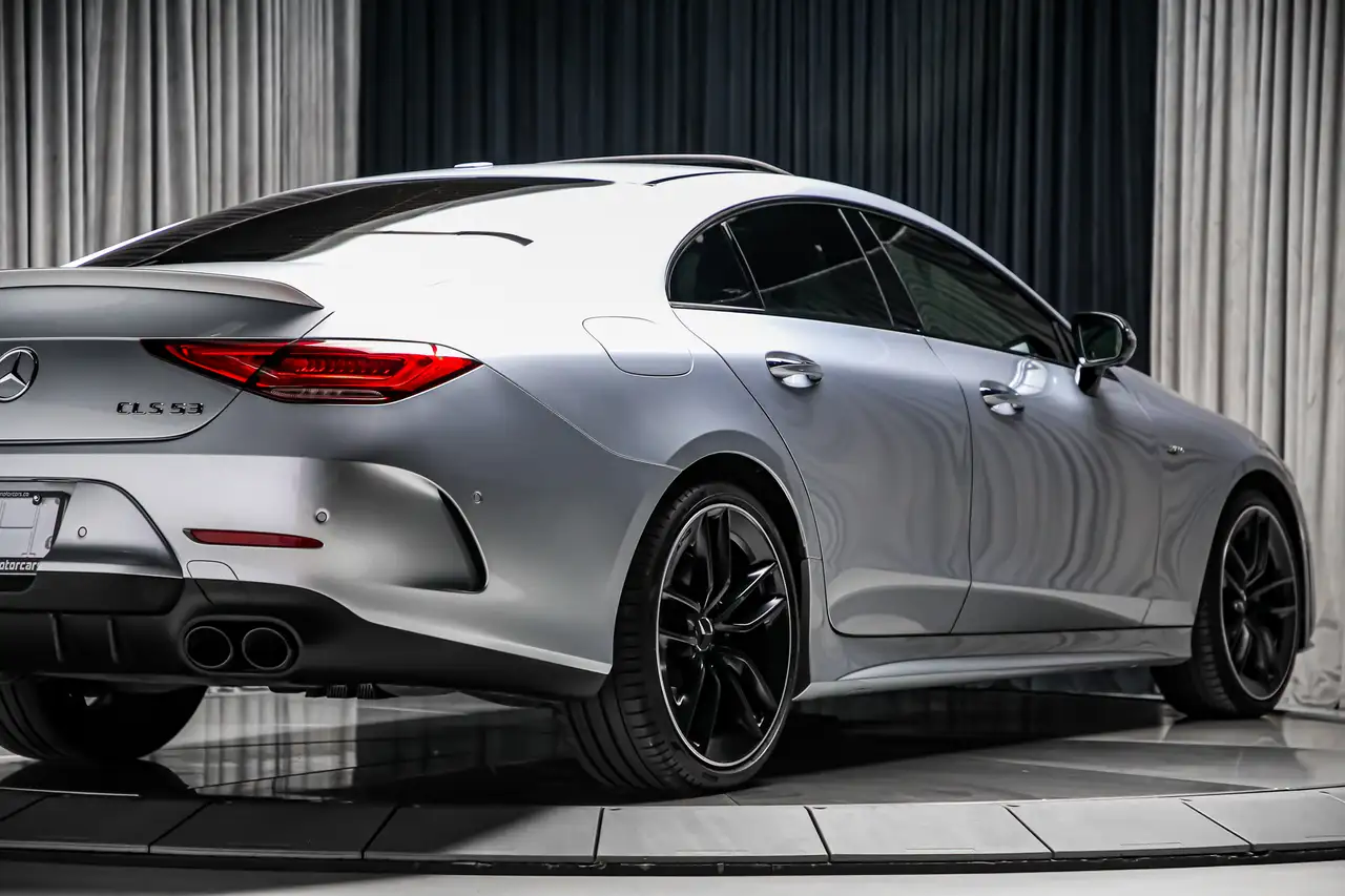 Mercedes-Benz CLS снимка Mercedes-Benz CLS
