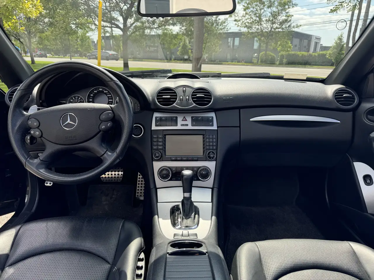 Mercedes-Benz CLK снимка Mercedes-Benz CLK