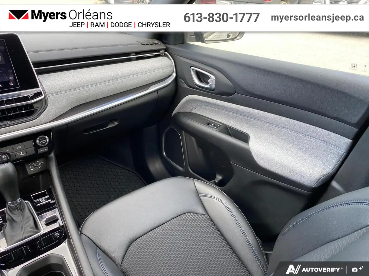 Jeep Compass photo Jeep Compass
