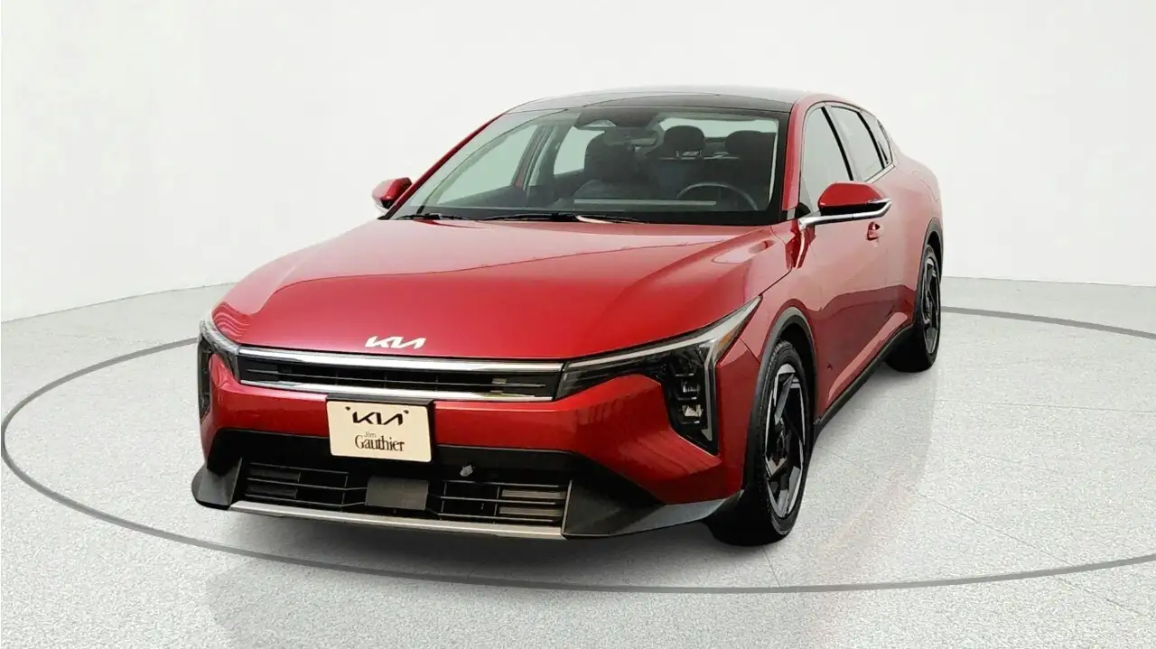 Kia K4 снимка Kia K4