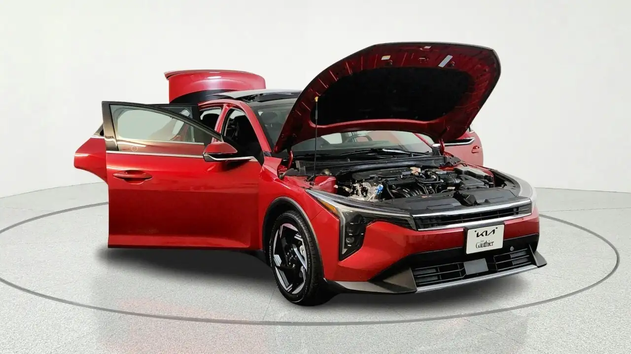 Kia K4 снимка Kia K4