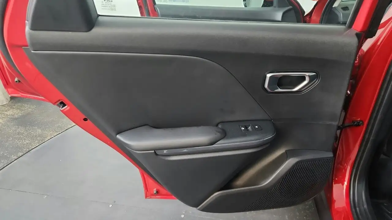 Kia K4 снимка Kia K4