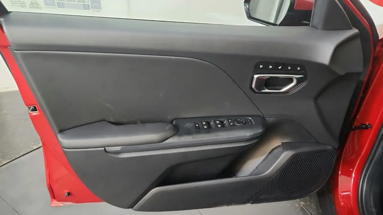 Kia K4 снимка Kia K4