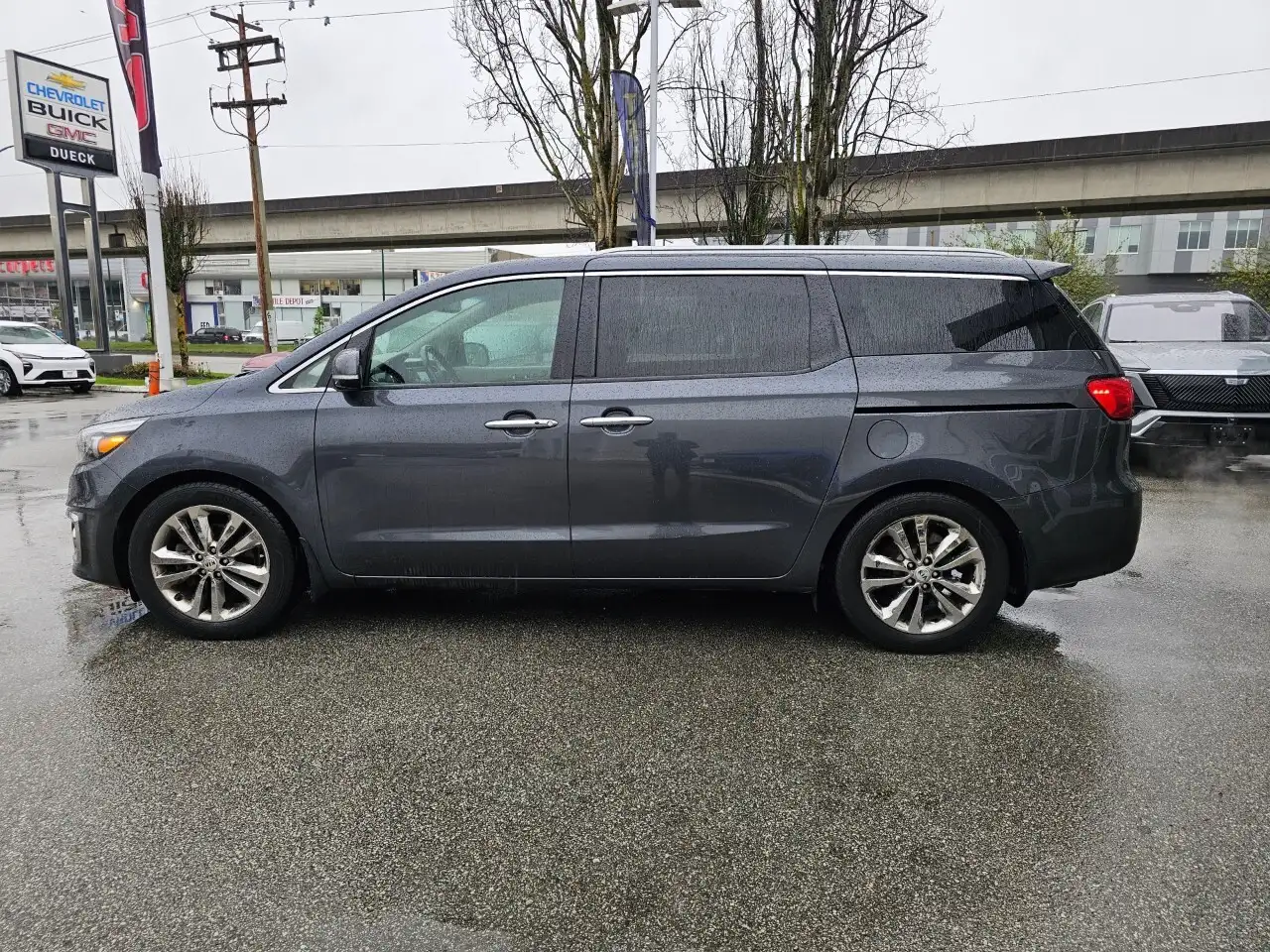 Kia Sedona fotografie Kia Sedona