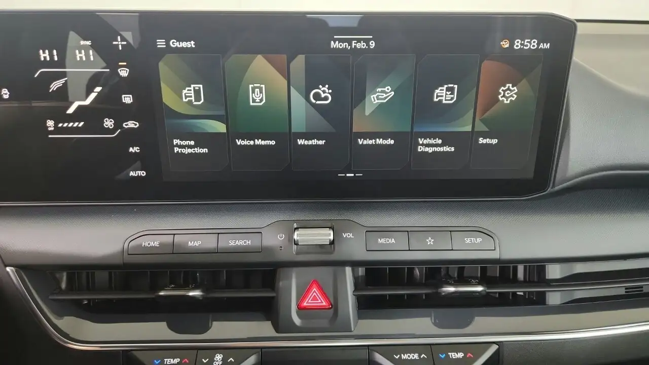 Kia K4 снимка Kia K4