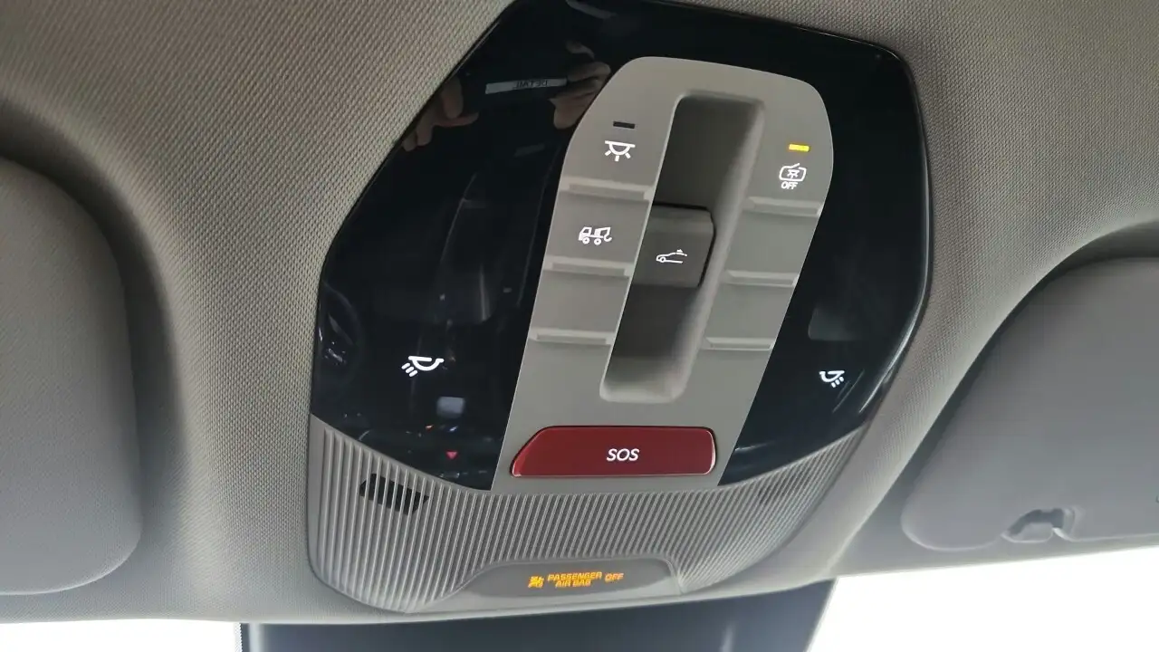 Kia K4 снимка Kia K4