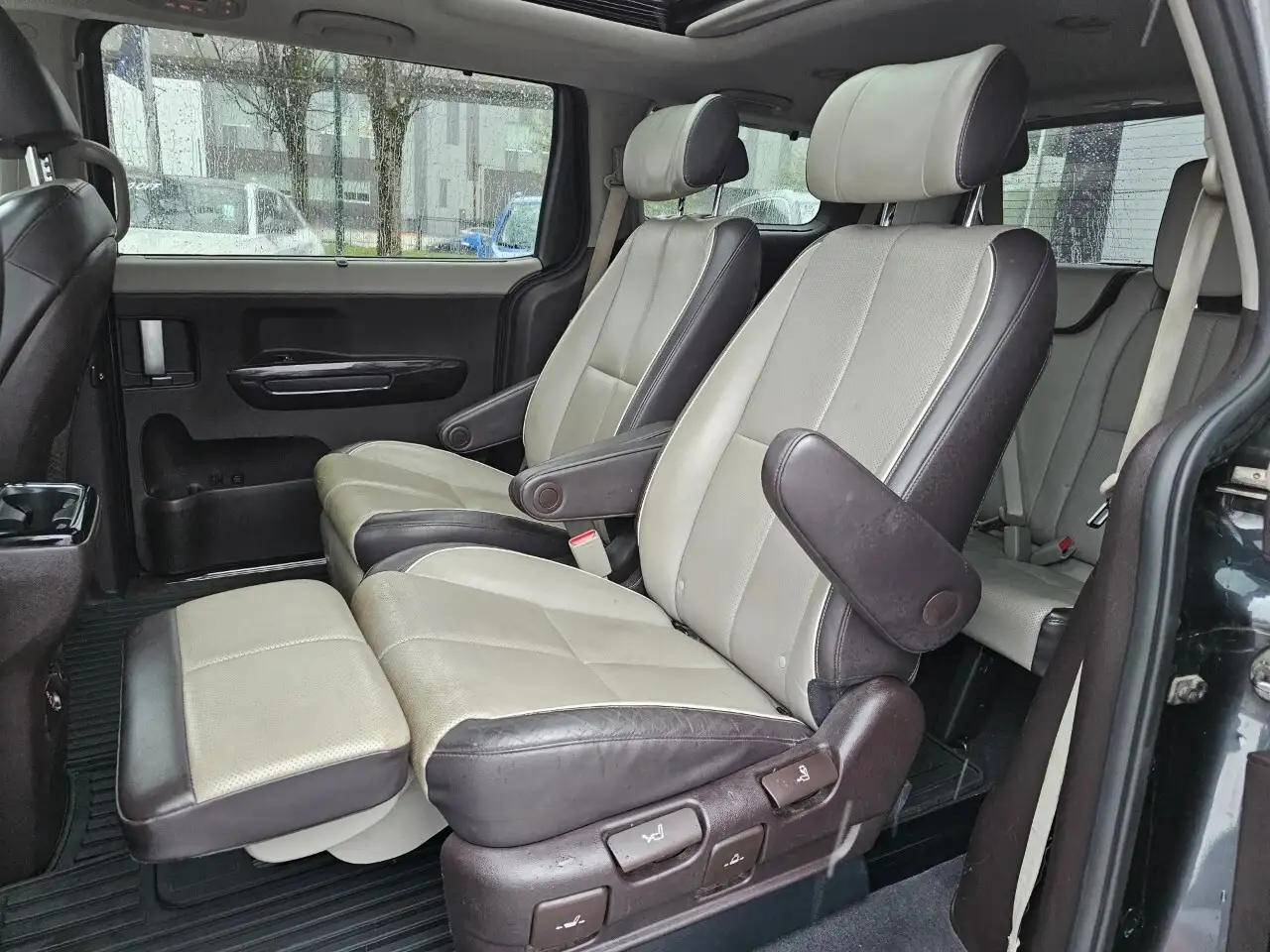 Kia Sedona fotografie Kia Sedona