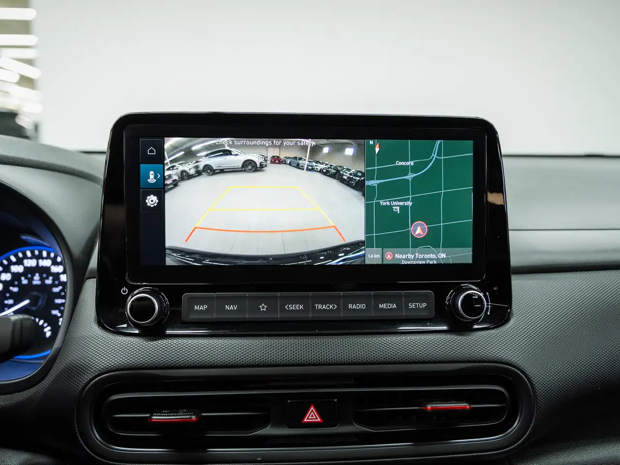 Hyundai KONA снимка Hyundai KONA