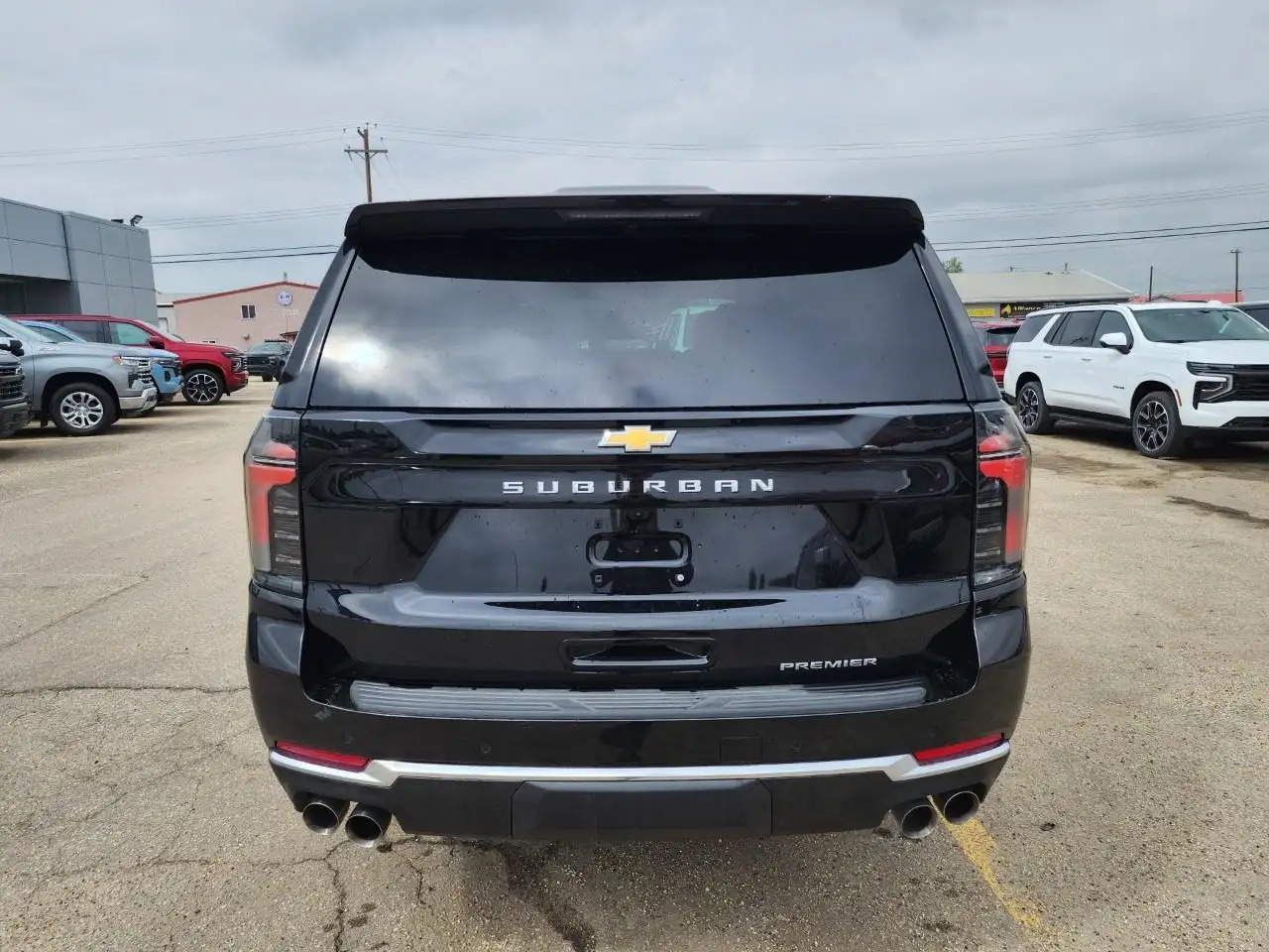 Chevrolet Suburban снимка Chevrolet Suburban