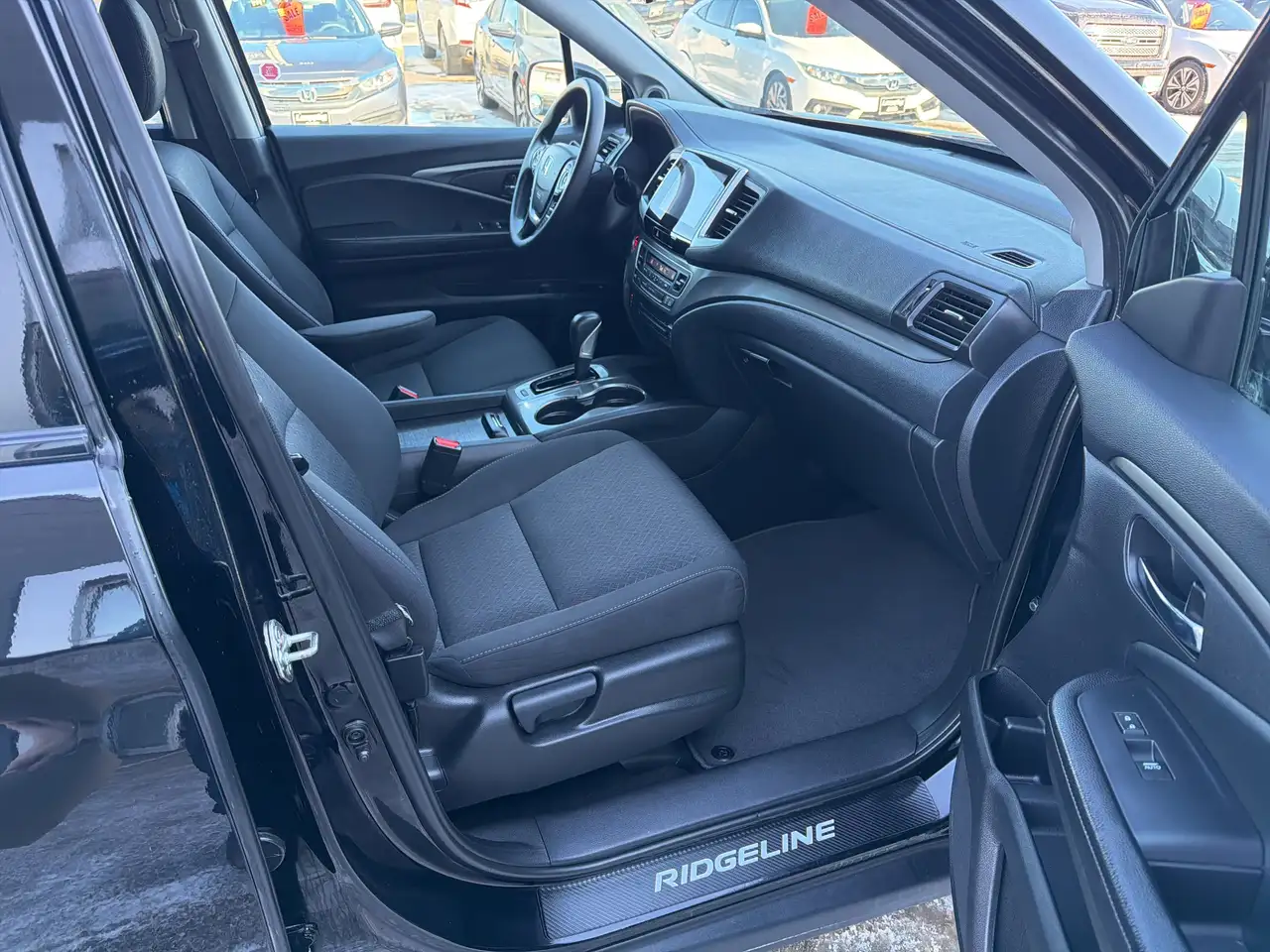Honda Ridgeline photo Honda Ridgeline