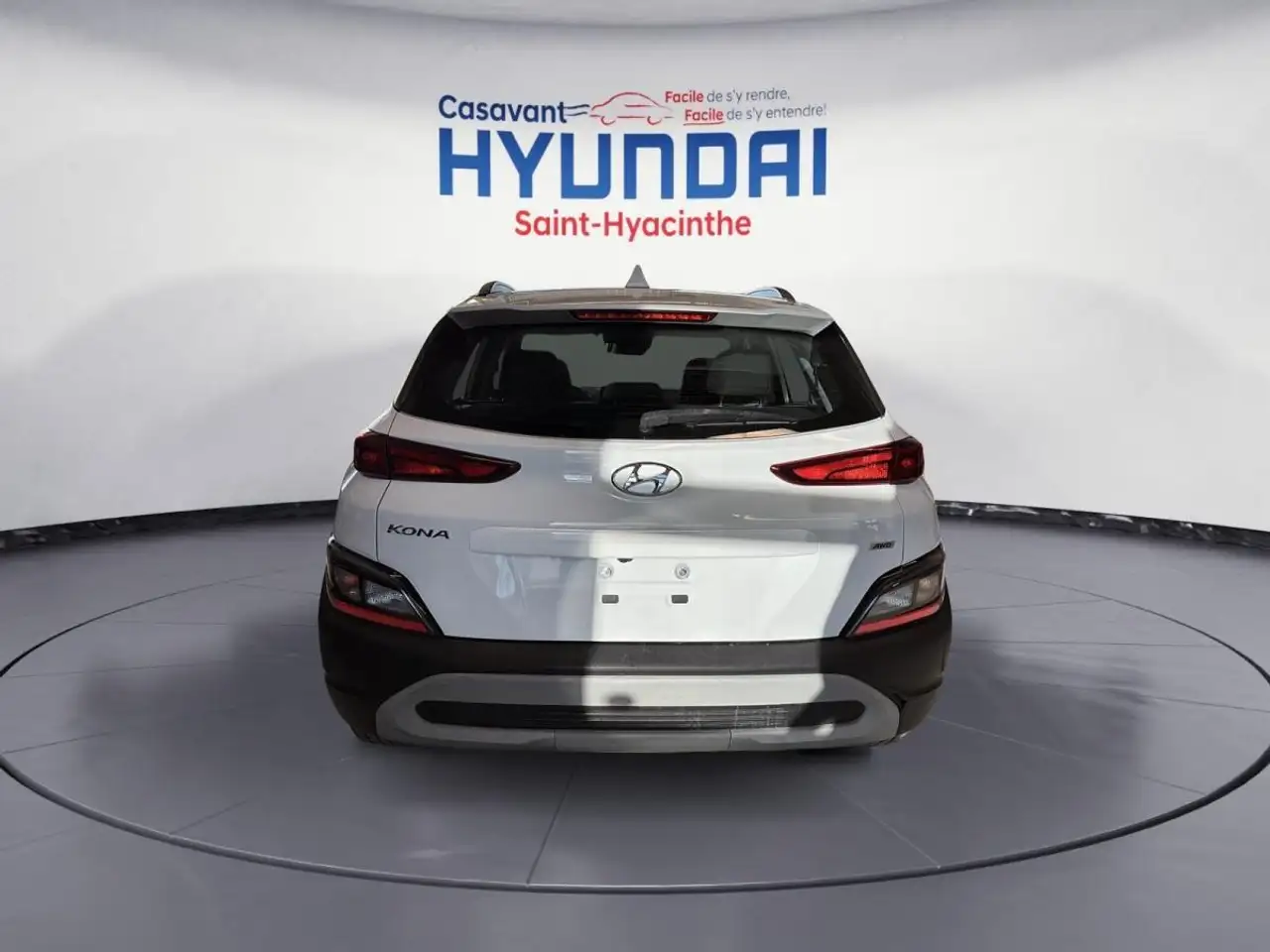 Hyundai KONA снимка Hyundai KONA