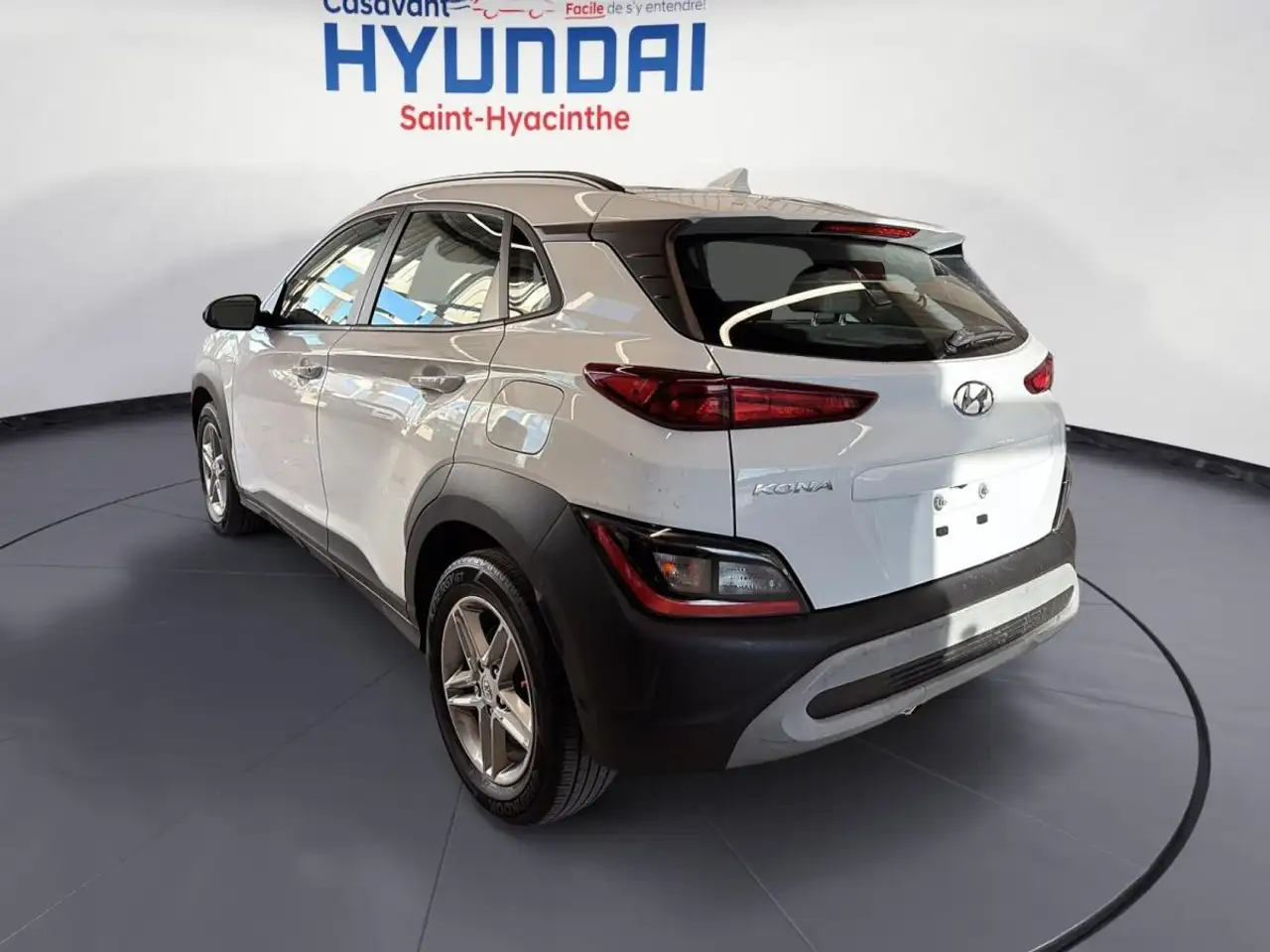 Hyundai KONA снимка Hyundai KONA