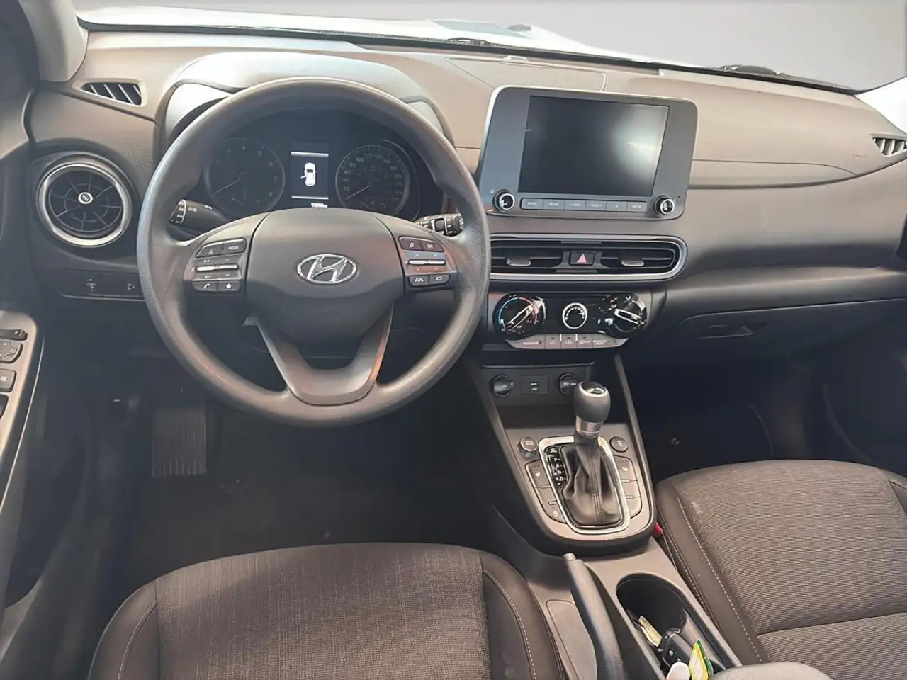 Hyundai KONA снимка Hyundai KONA