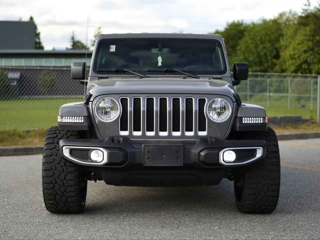 Jeep Wrangler photo Jeep Wrangler