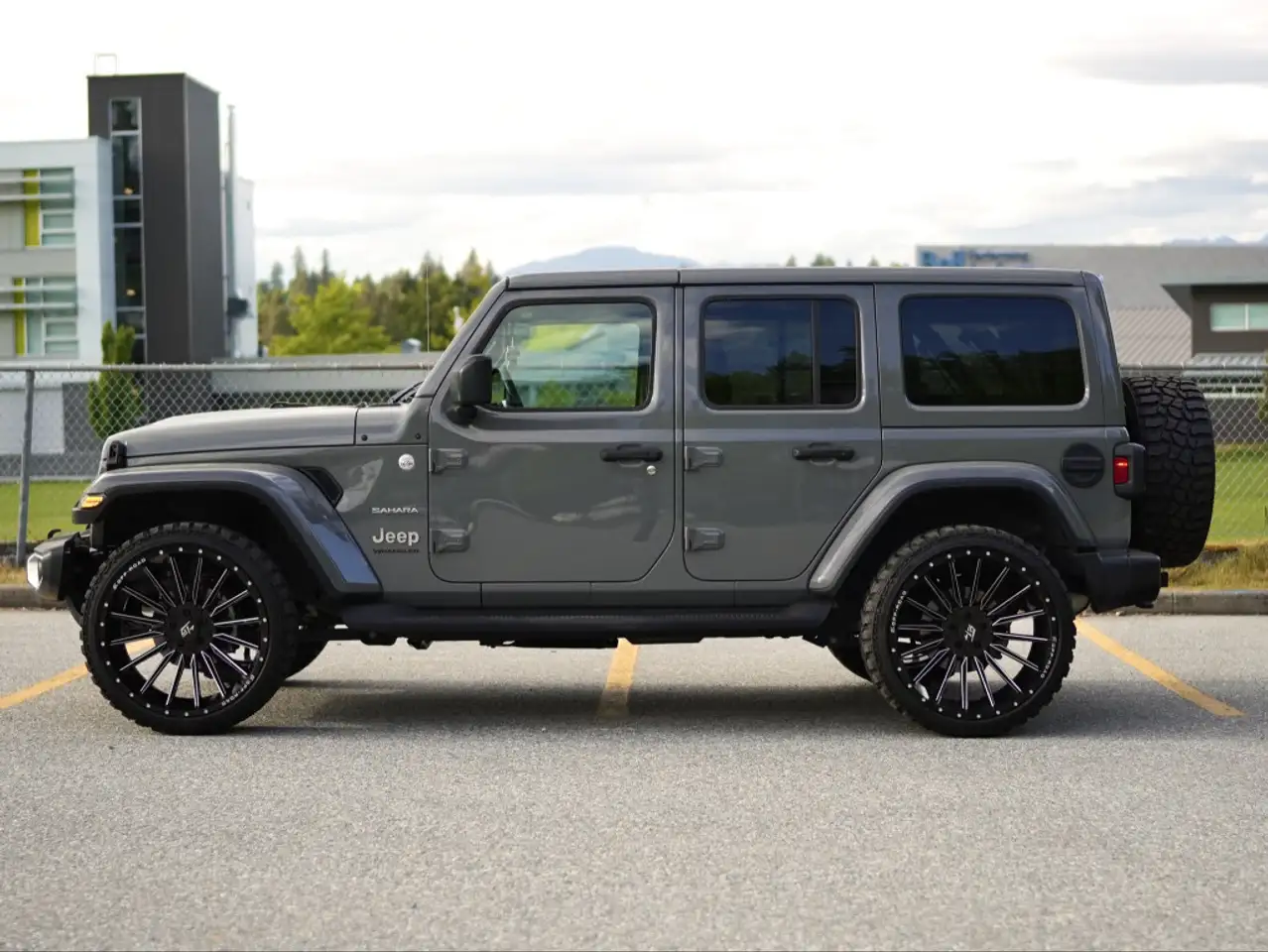 Jeep Wrangler photo Jeep Wrangler