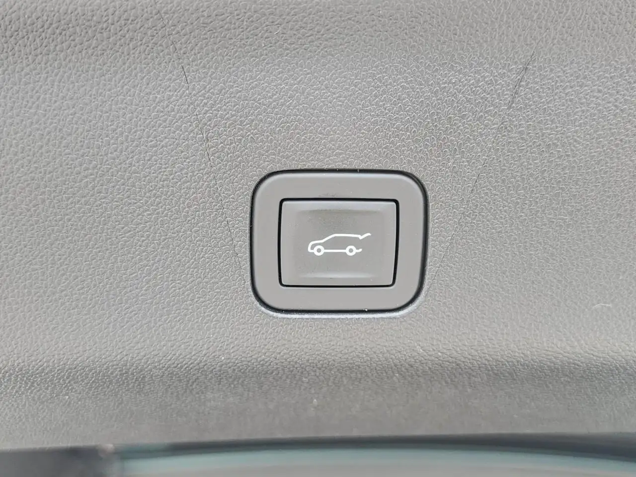 Chevrolet Suburban снимка Chevrolet Suburban