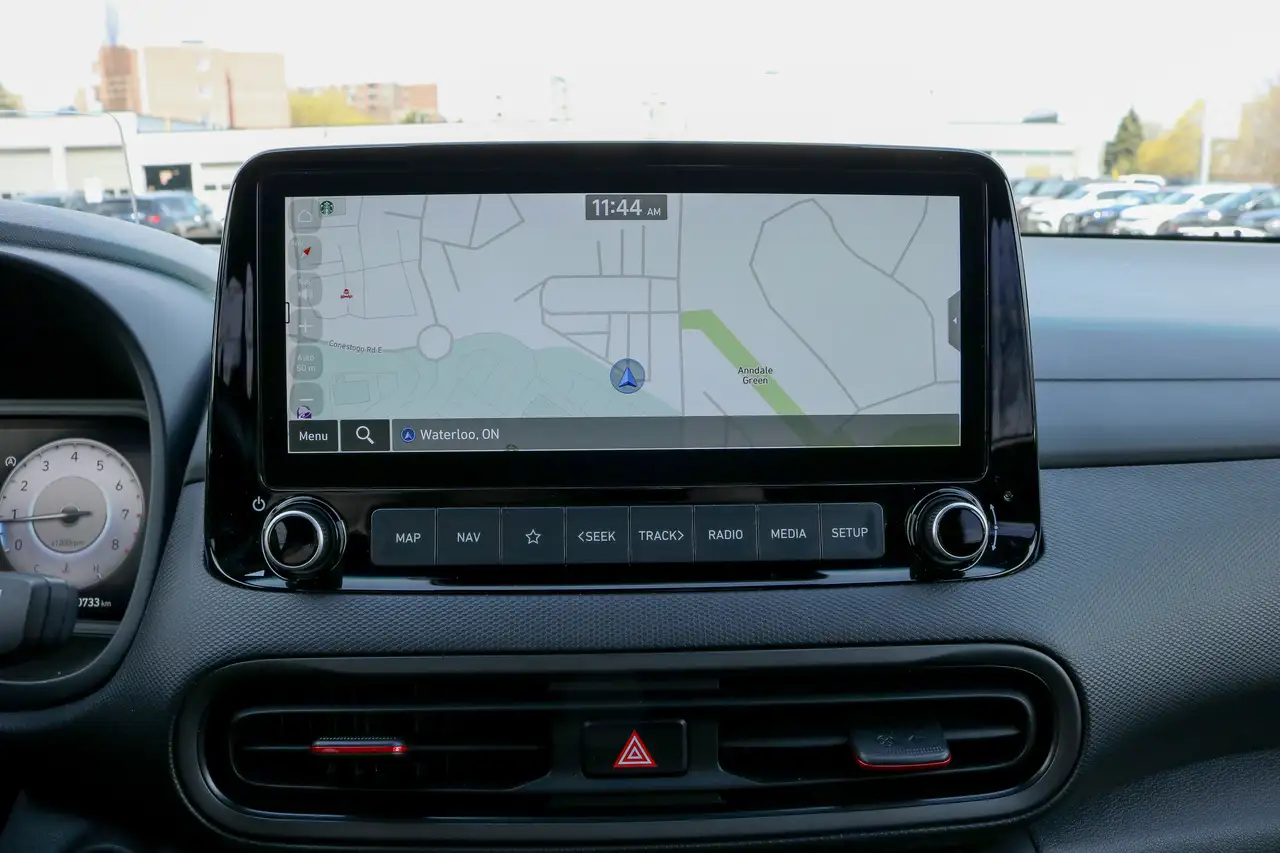 Hyundai KONA снимка Hyundai KONA