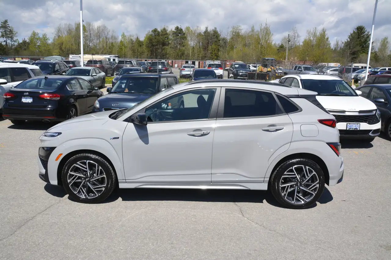 Hyundai KONA снимка Hyundai KONA