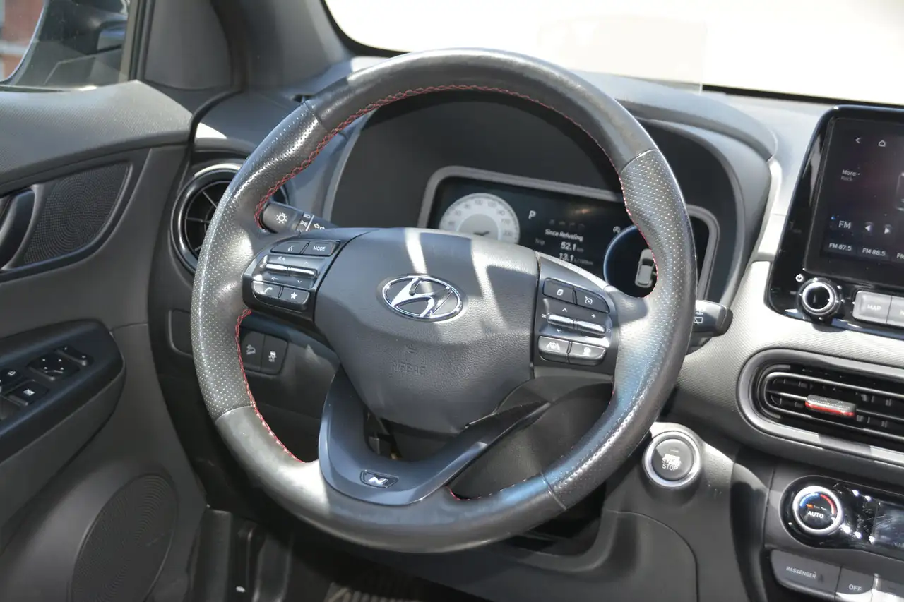 Hyundai KONA снимка Hyundai KONA