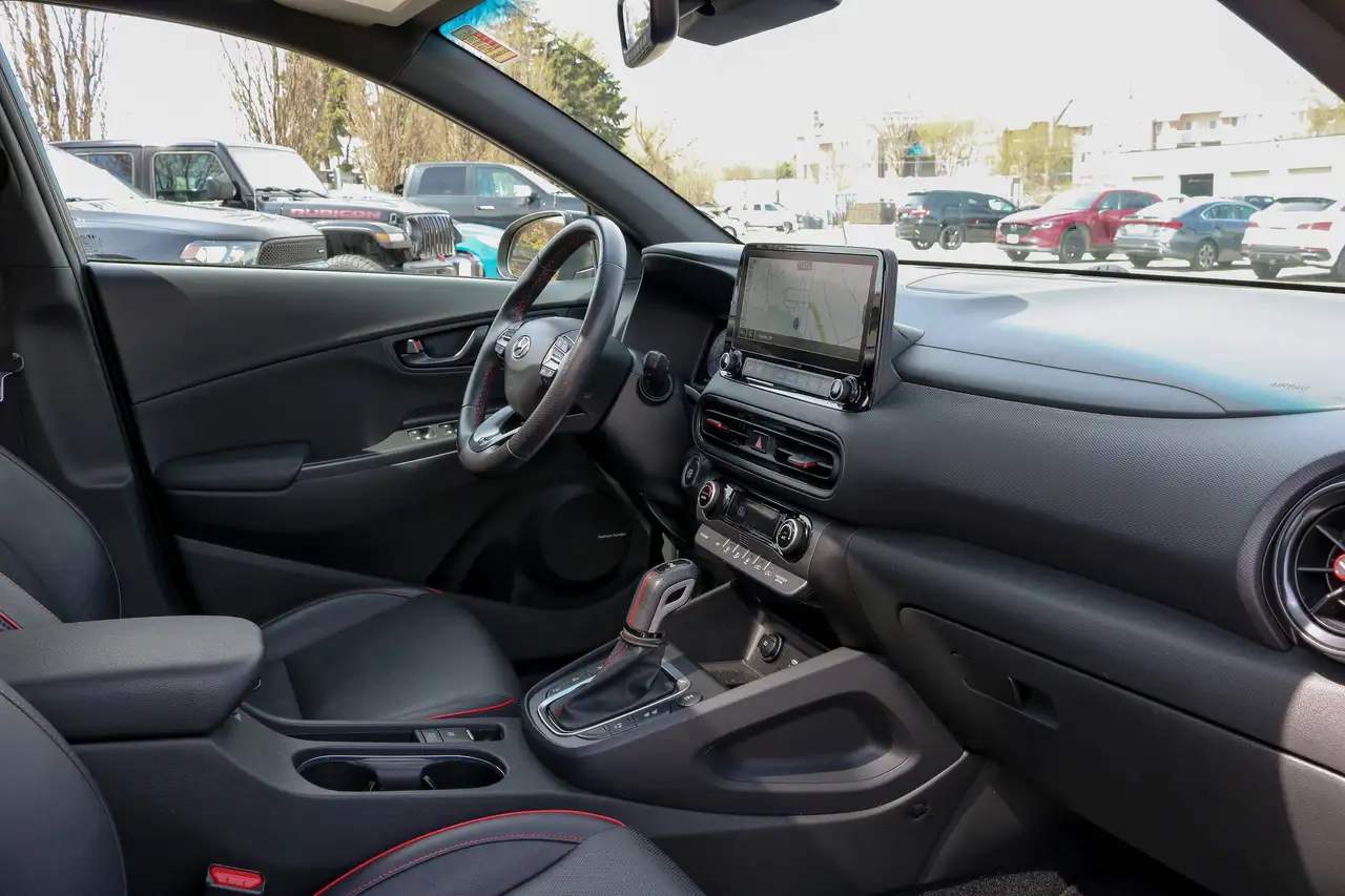 Hyundai KONA снимка Hyundai KONA