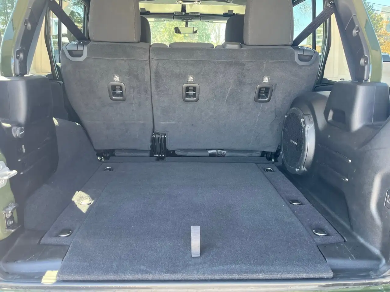 Jeep Wrangler photo Jeep Wrangler