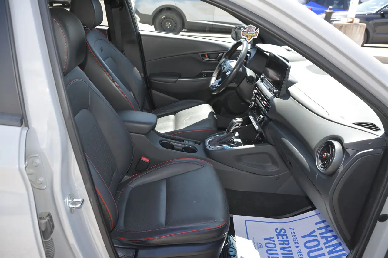 Hyundai KONA снимка Hyundai KONA