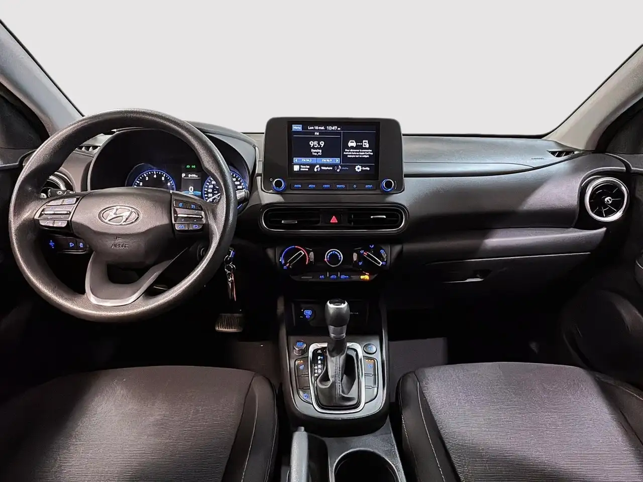 Hyundai KONA photo Hyundai KONA