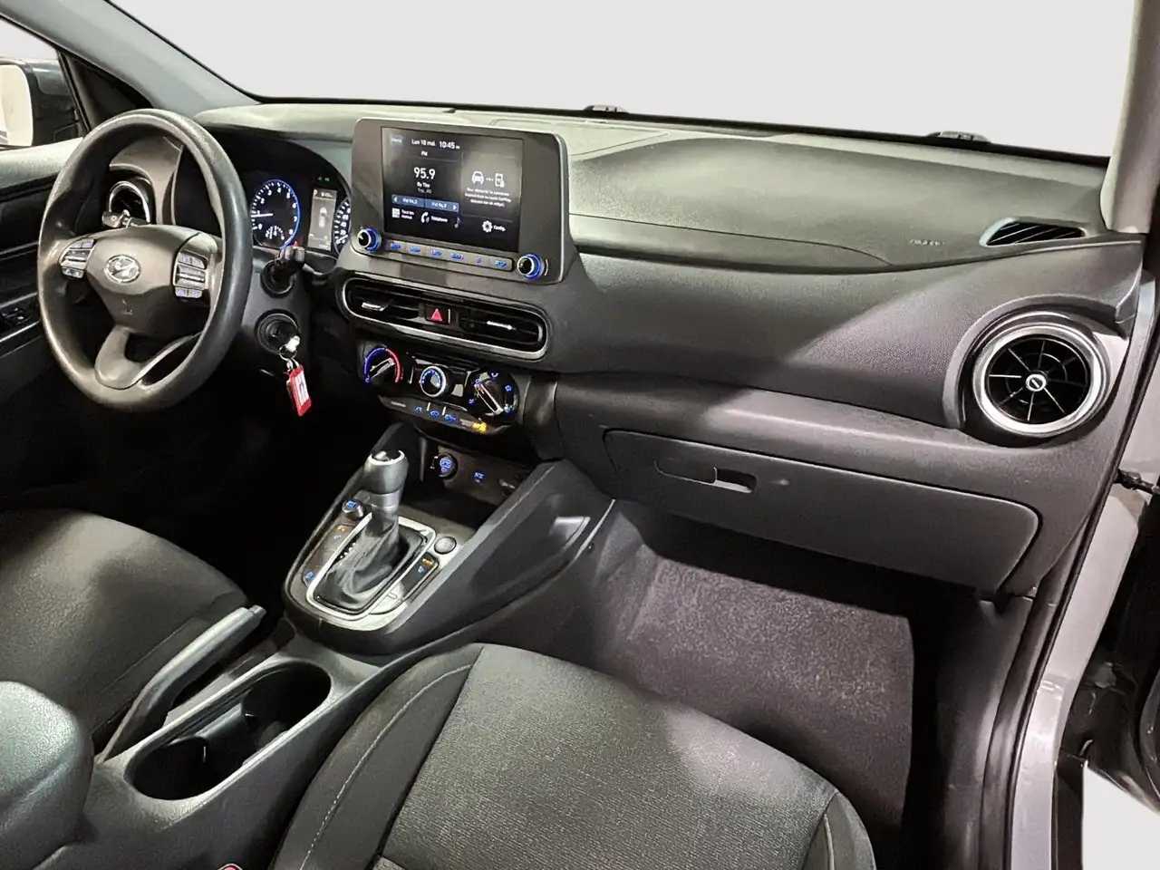 Hyundai KONA photo Hyundai KONA