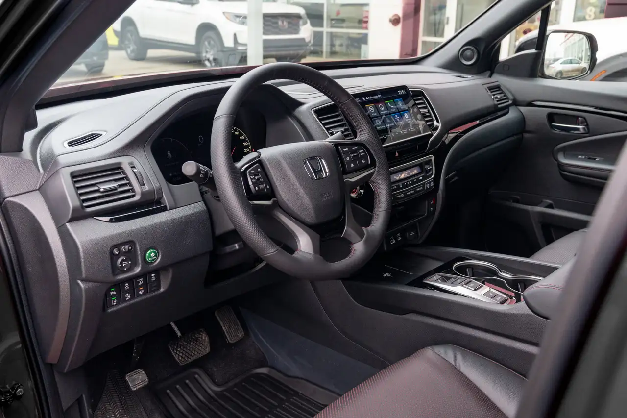 Honda Ridgeline photo Honda Ridgeline