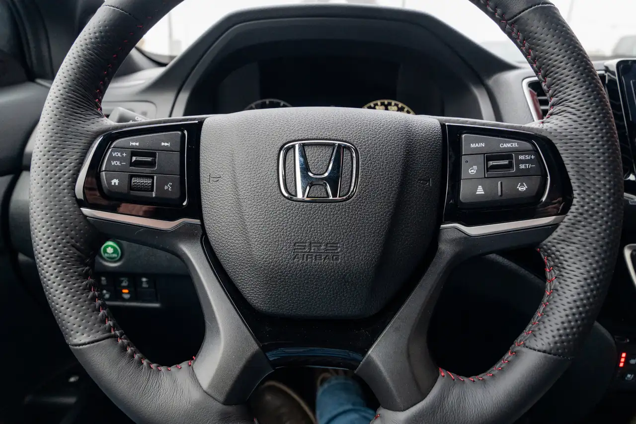 Honda Ridgeline photo Honda Ridgeline