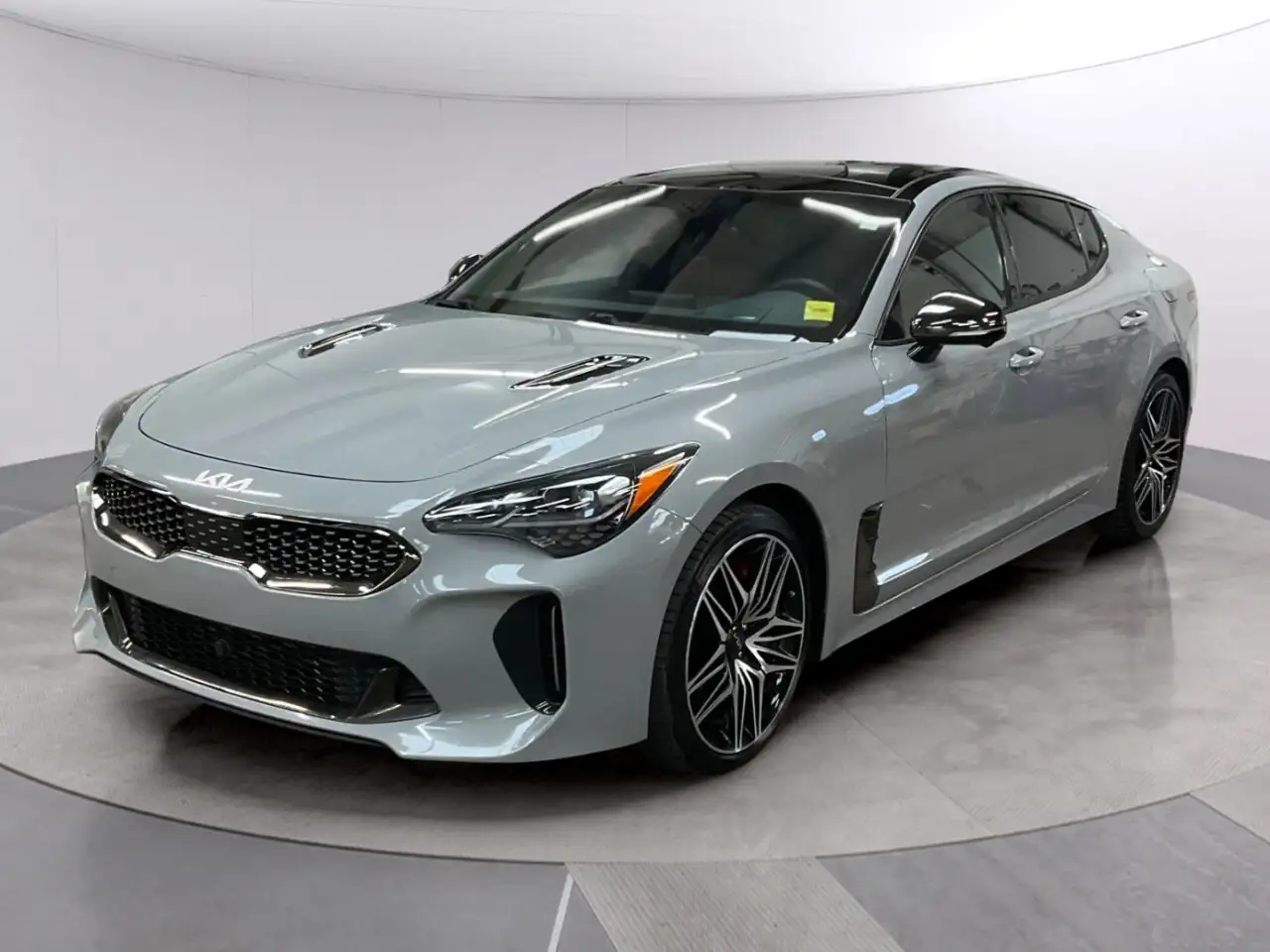 Kia Stinger photo Kia Stinger