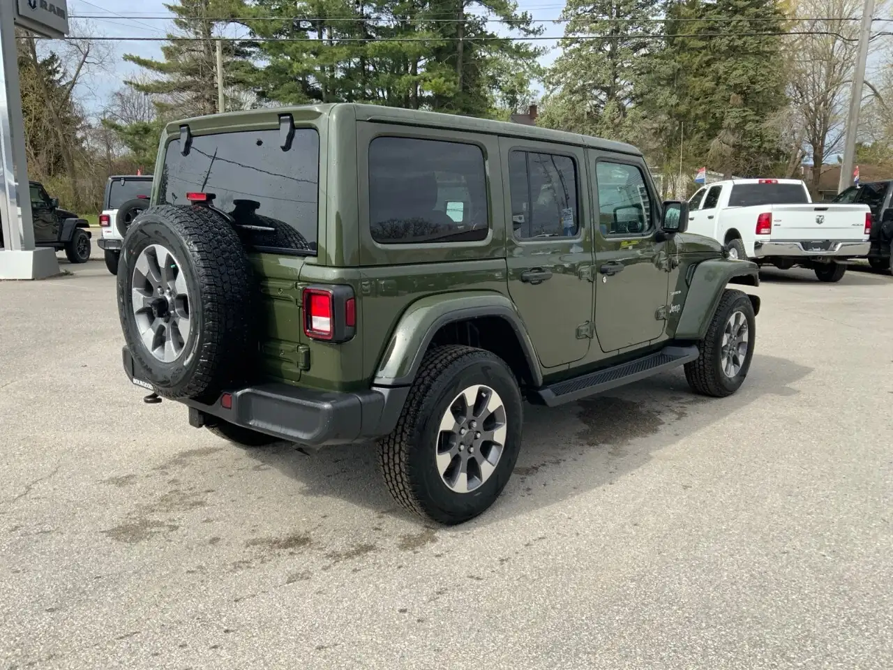 Jeep Wrangler photo Jeep Wrangler