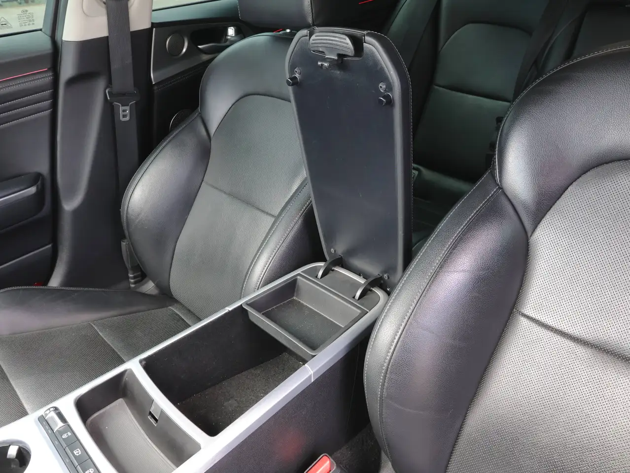 Kia Stinger fotografie Kia Stinger