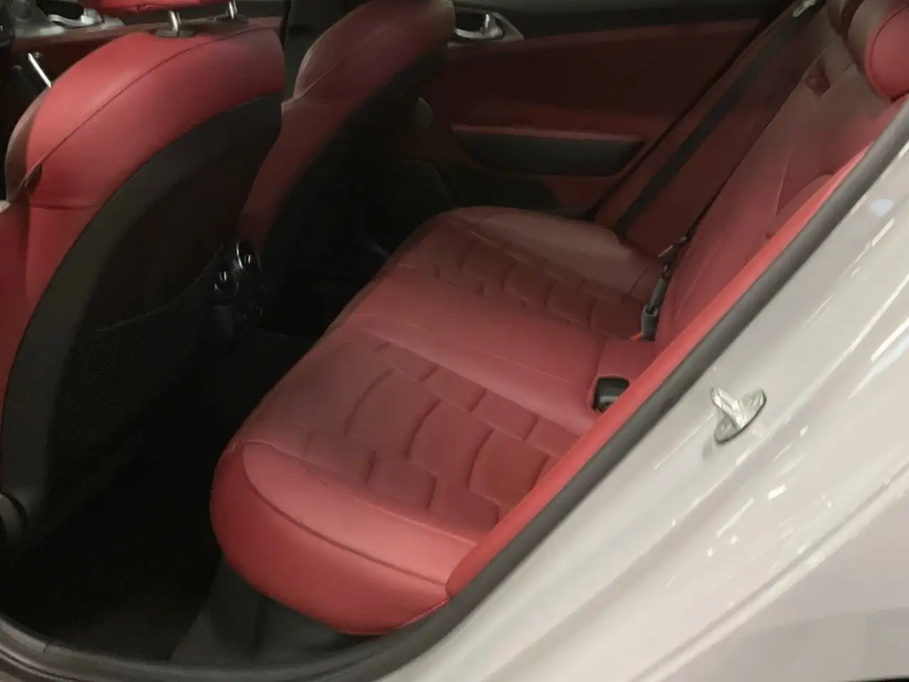 Kia Stinger photo Kia Stinger