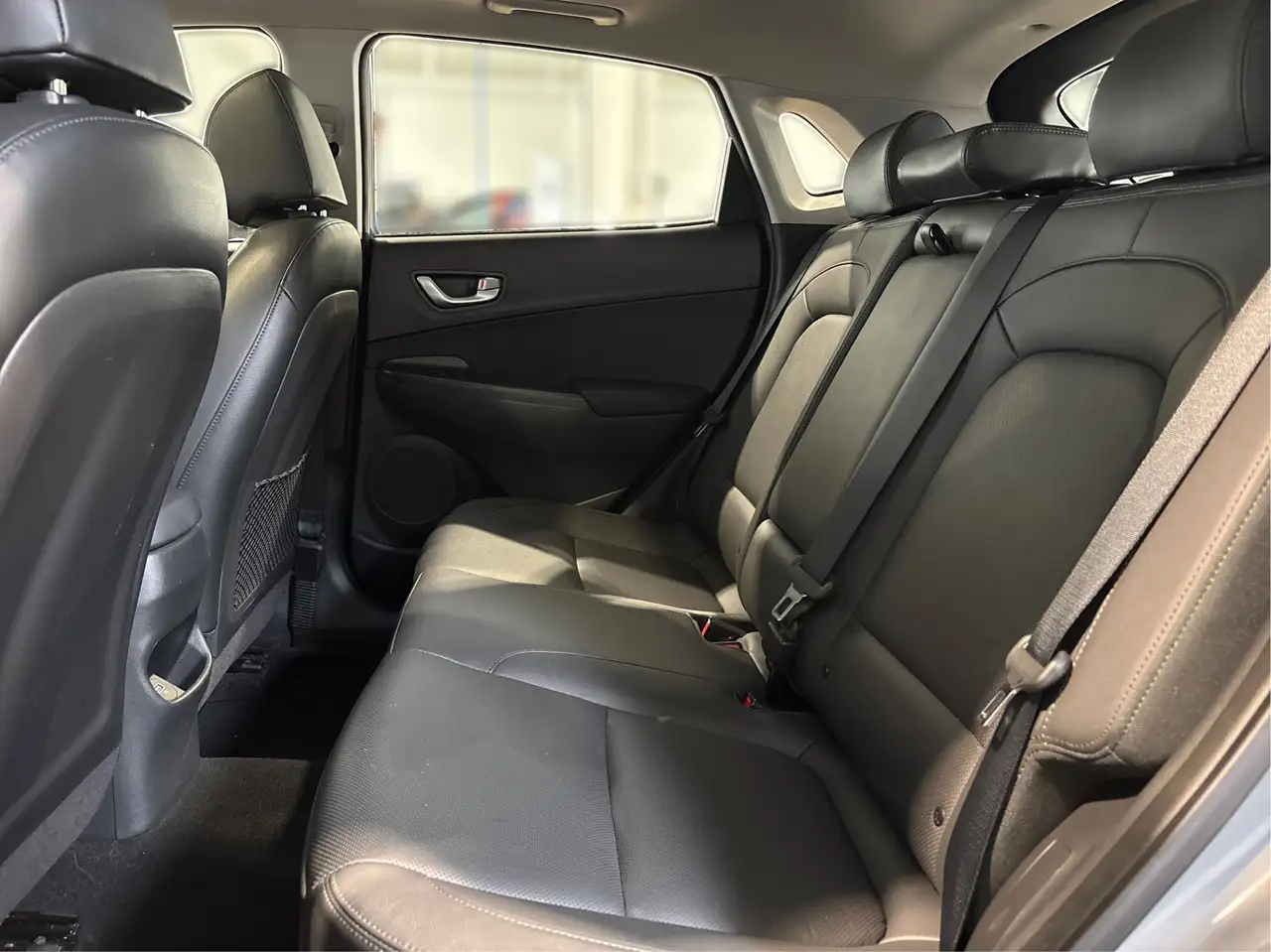 Hyundai KONA снимка Hyundai KONA