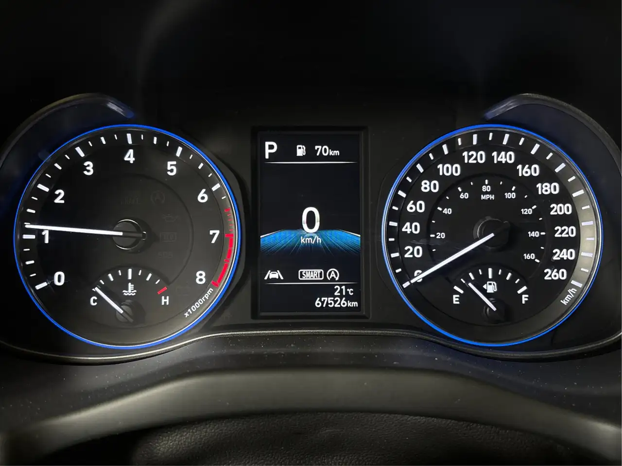 Hyundai KONA снимка Hyundai KONA