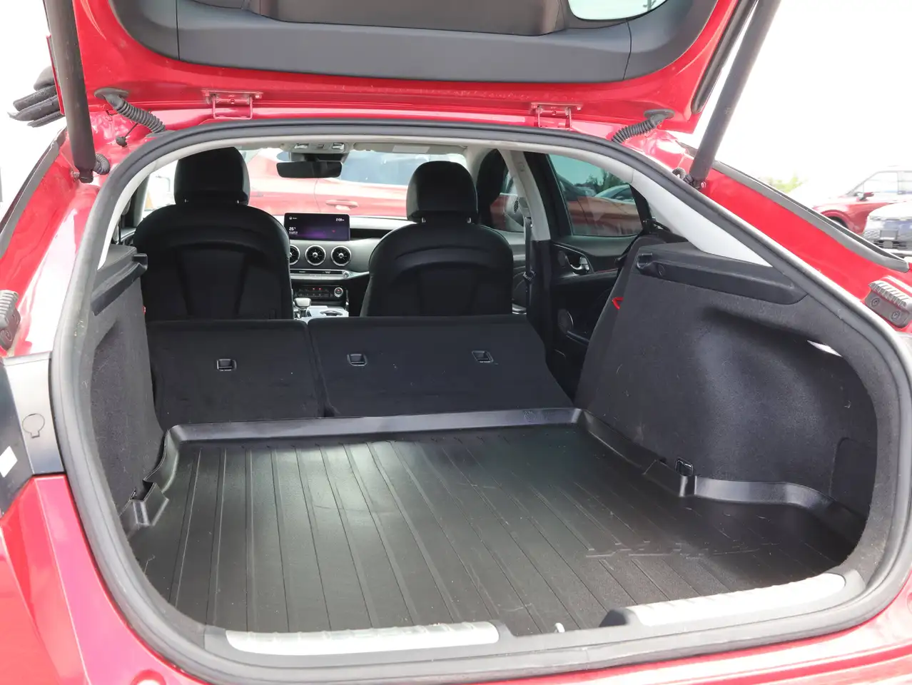 Kia Stinger fotografie Kia Stinger