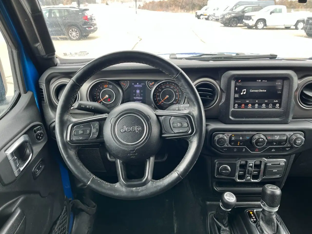 Jeep Wrangler снимка Jeep Wrangler